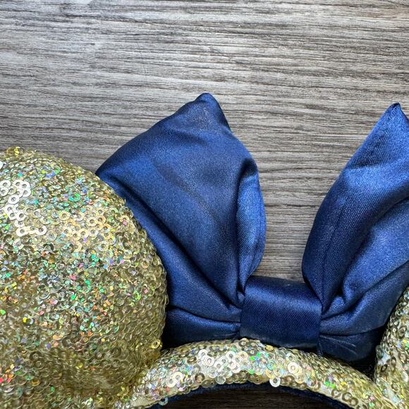 Walt Disney World 50th Anniversary Gold & Navy Earidescent Sequin Minnie Ears - Picture 3 of 4